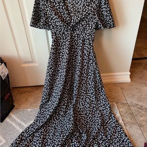 SHEIN Black and White Floral Maxi Dress